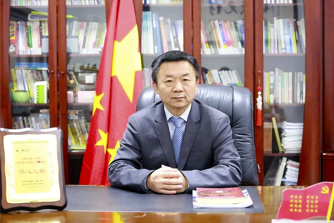 劈波斬浪奮楫先  擔(dān)當(dāng)實干譜新篇